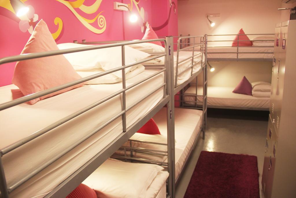 Five Stones Hostel Сингапур Стая снимка